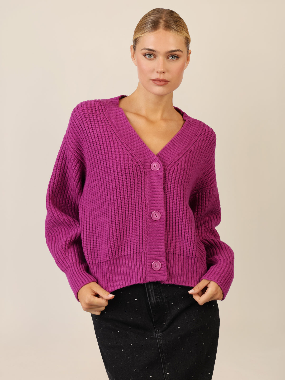 APART Oversized Strickjacke mit Knopfleiste | lila