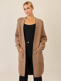 APART Lange Strickjacke mit aufgesetzten Taschen | camel