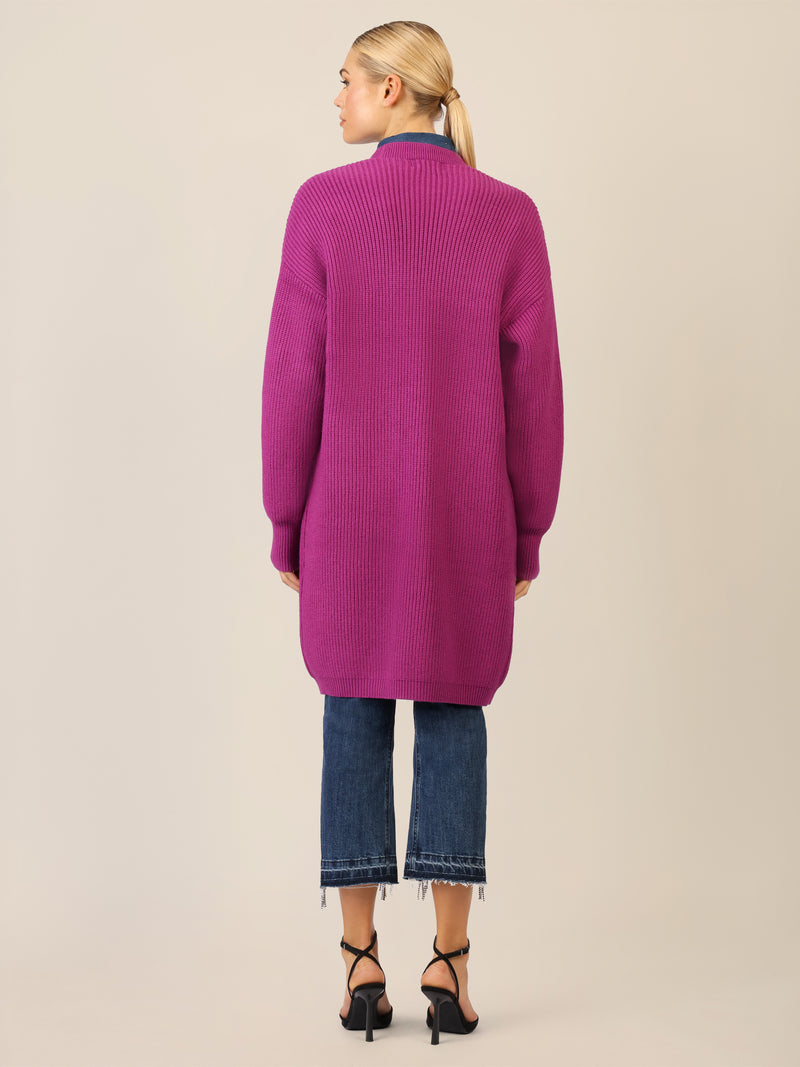 APART Lange Strickjacke mit aufgesetzten Taschen | lila