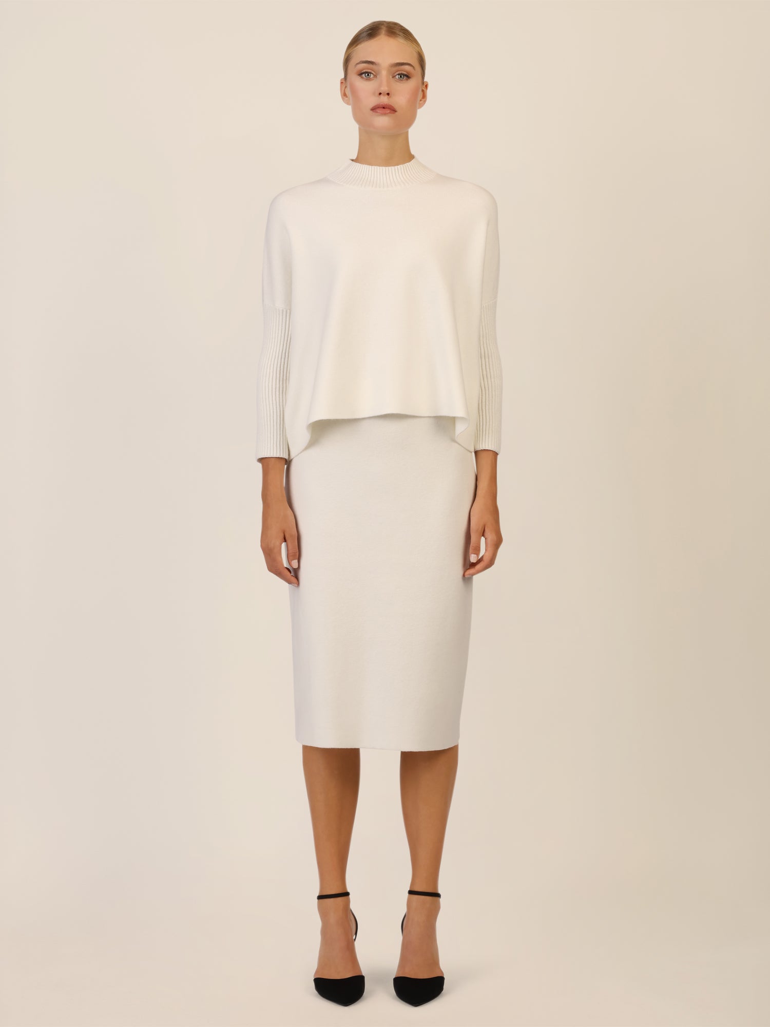 APART Oversized Pullover mit Stehkragen und Rippenstruktur | creme