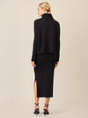 APART Oversized Pullover mit Rollkragen und Schmuckknöpfen | schwarz