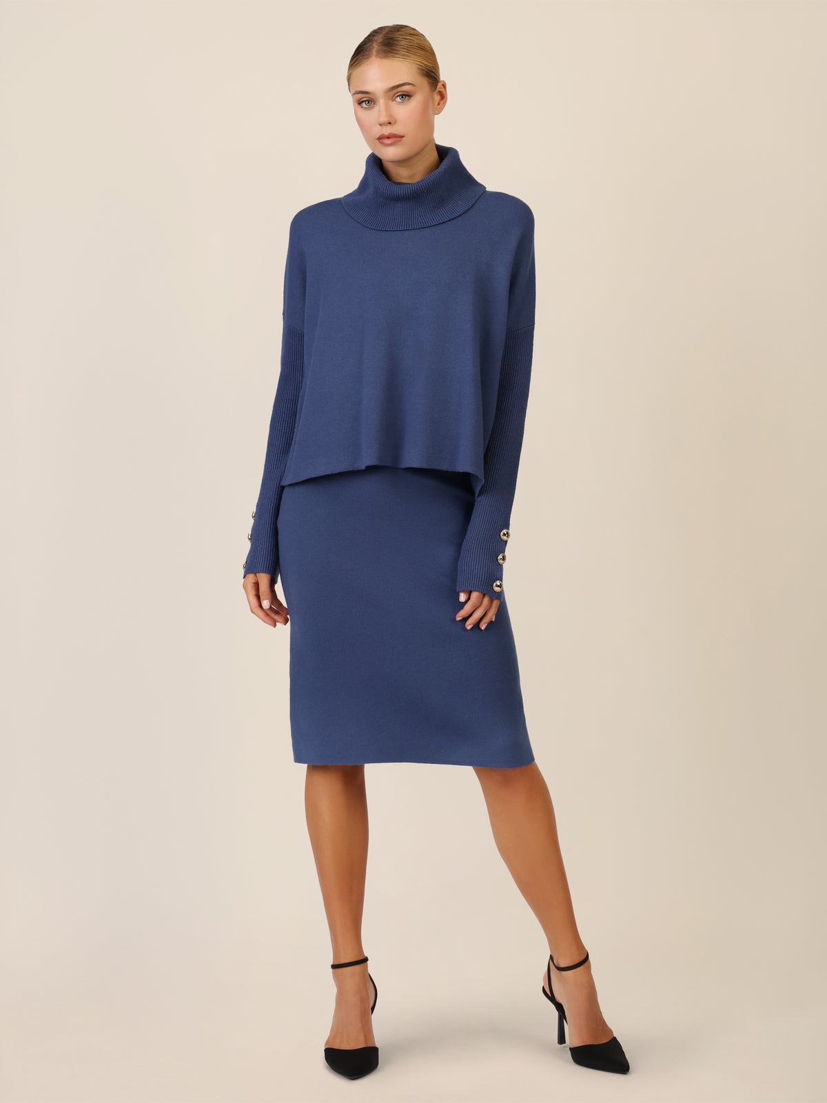 APART Oversized Pullover mit Rollkragen und Schmuckknöpfen | mittelblau