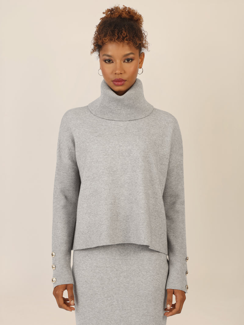APART Oversized Pullover mit Rollkragen und Schmuckknöpfen | graumeliert