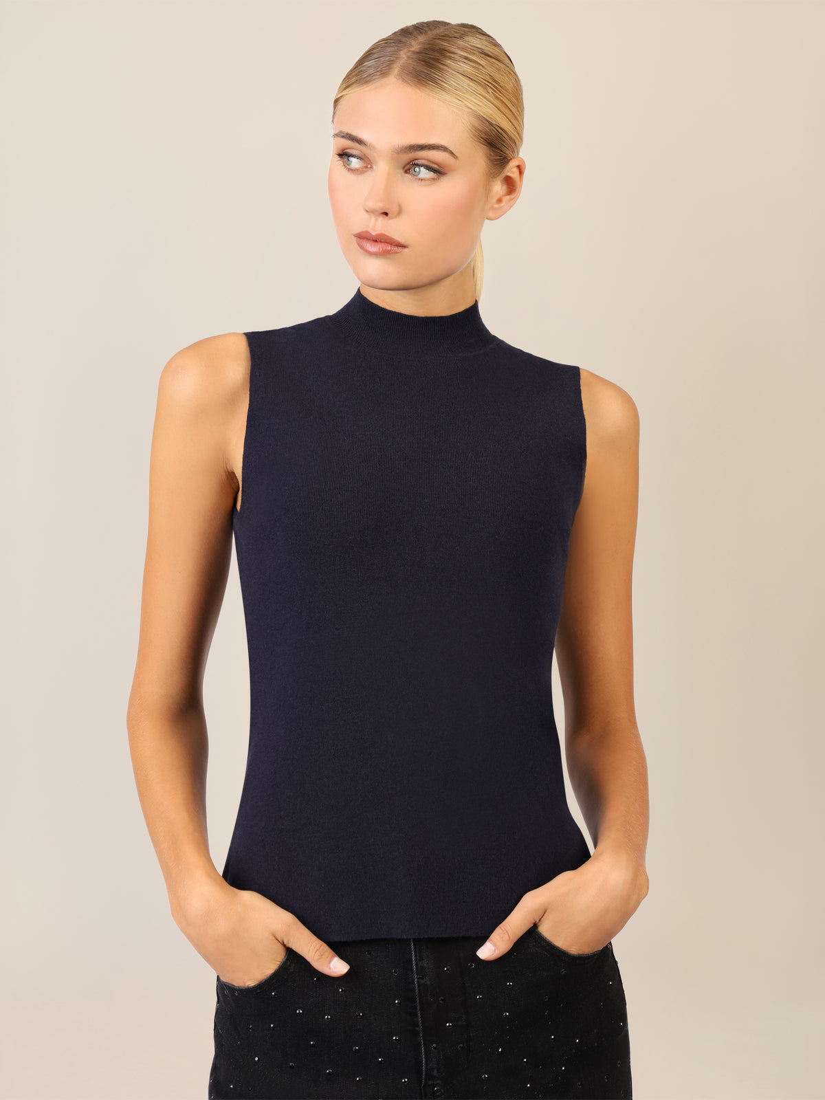 APART Stricktop mit Stehkragen und Ärmellos-Design | nachtblau