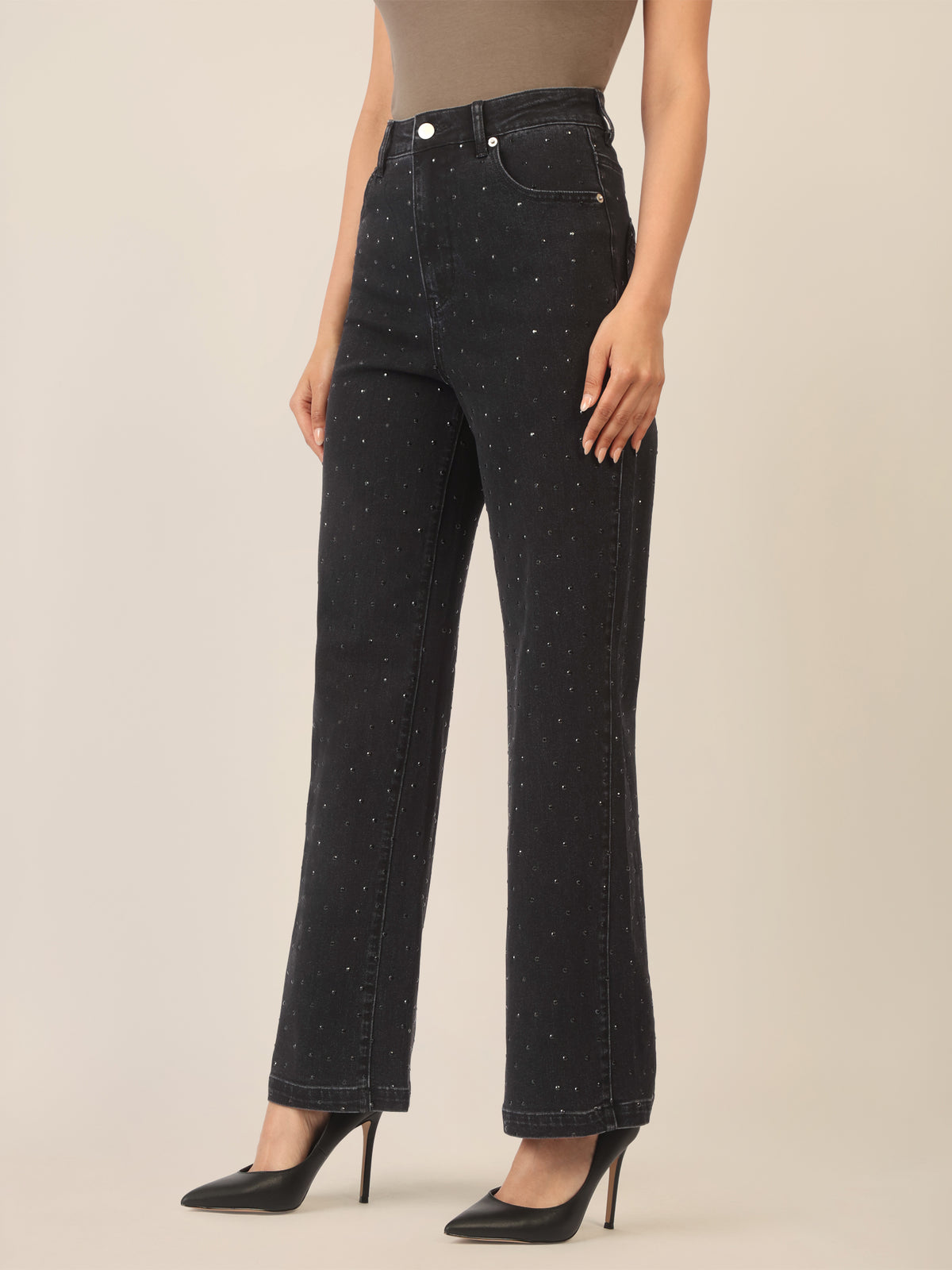 APART Weite Jeans mit Kristallsteinen in Stone- washed Optic | schwarz