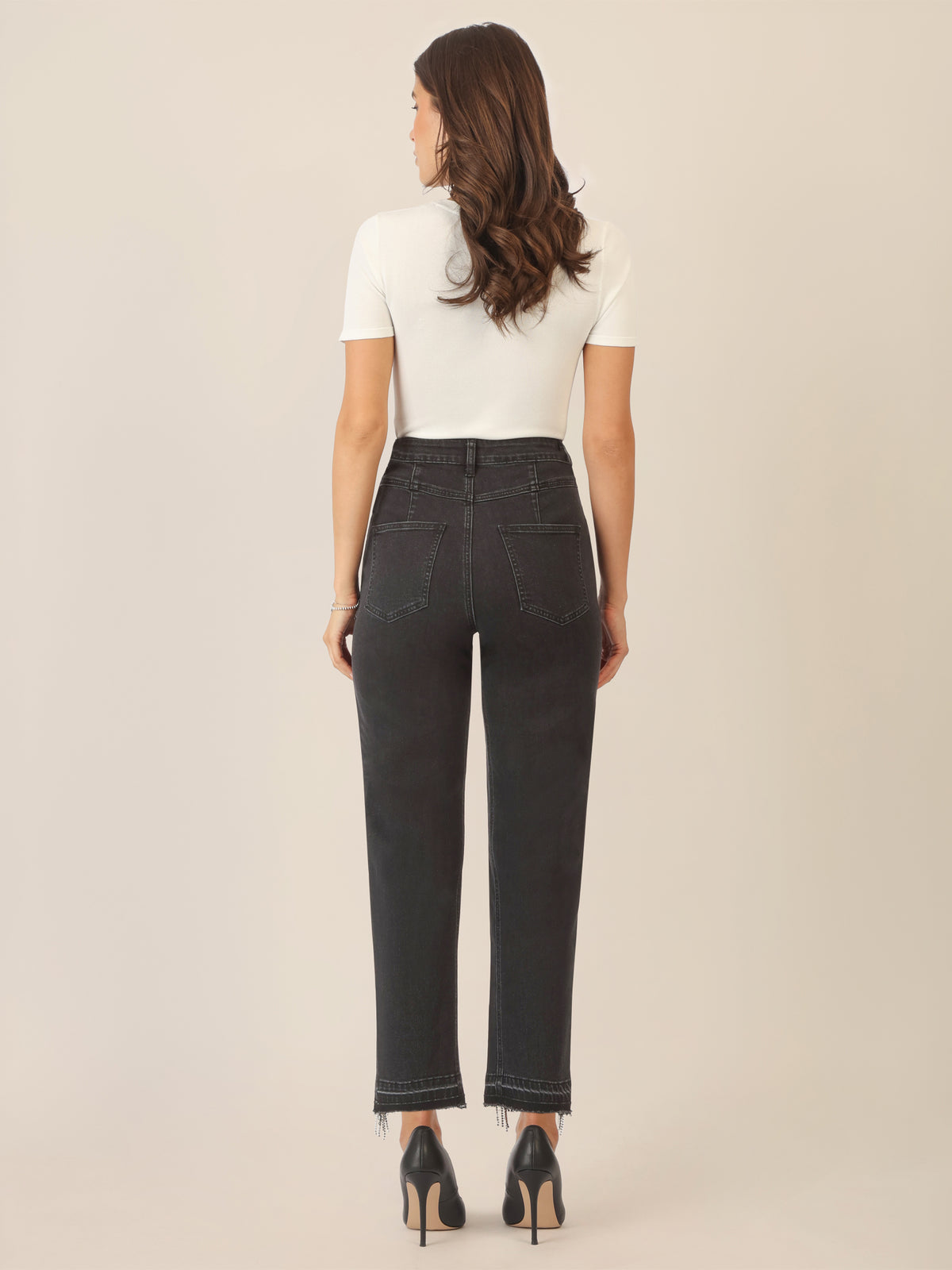 APART Mom Jeans mit Kristallsteinen mit Kristallstein Fransen am Saum | schwarz