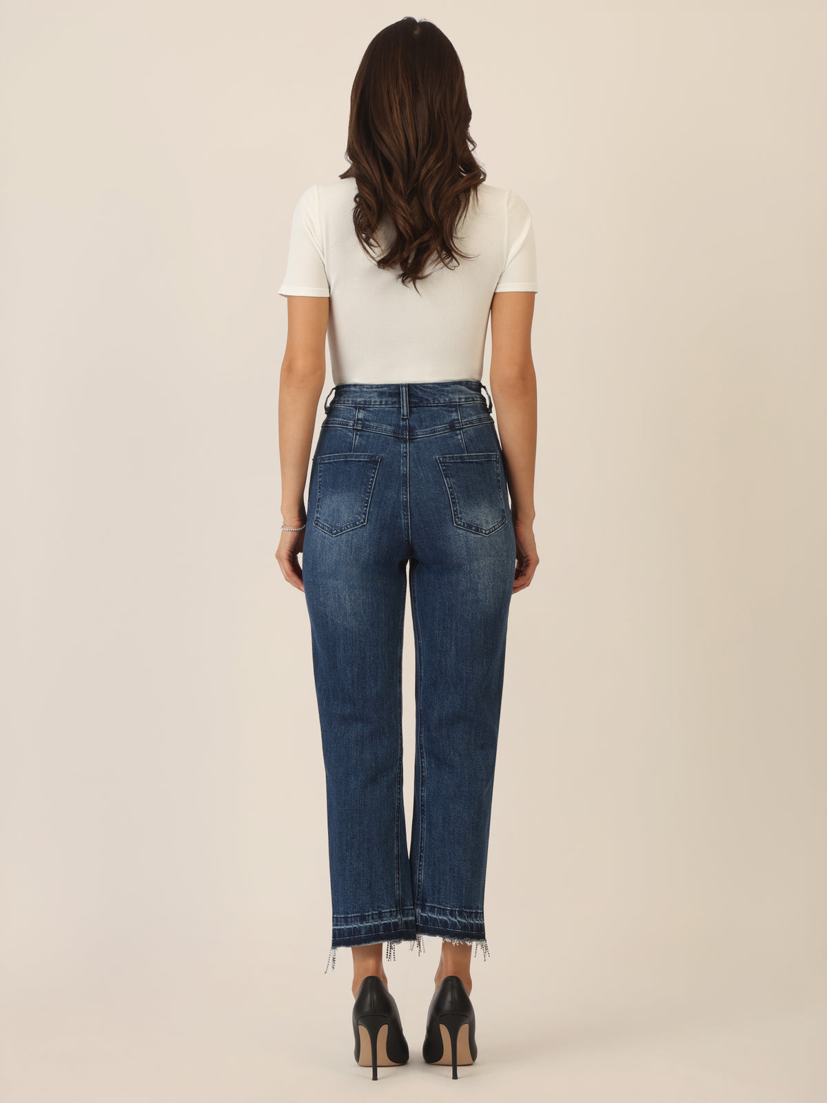 APART Mom Jeans mit Kristallsteinen mit Kristallstein Fransen am Saum | mittelblau