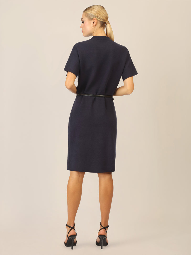APART Strickkleid mit Gürtel und Stehkragen | nachtblau