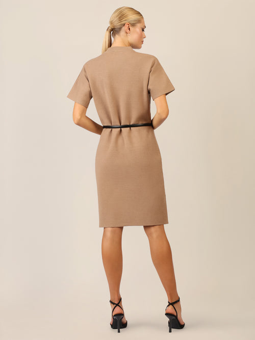 APART Strickkleid mit Gürtel und Stehkragen | camel image 1