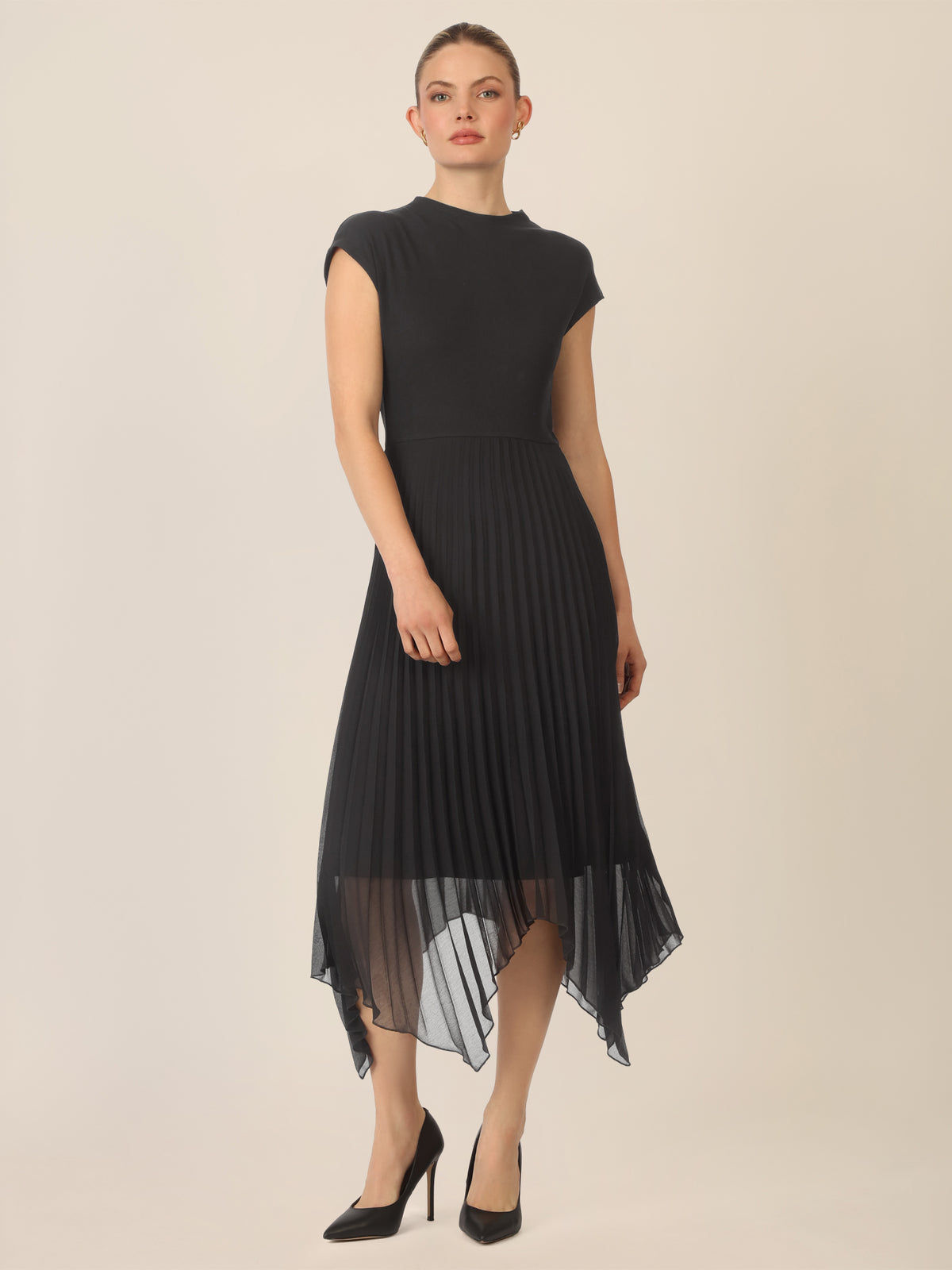 APART Midi Kleid mit Zipfelsaum | schwarz