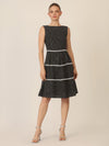 APART Bouclé Kleid mit kleinen, eingewebten, goldfarbenen Pailletten | schwarz