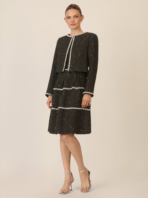 APART Bouclé Bolero mit goldfarbenen Pailletten und Glanzgarn | schwarz image 1
