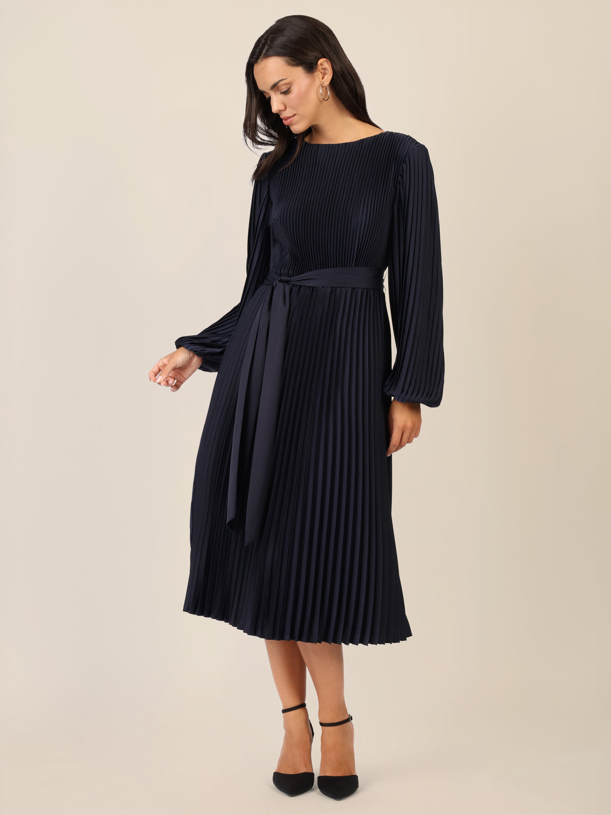 APART Midi Plisseekleid mit separatem, breitem Bindegürtel | nachtblau