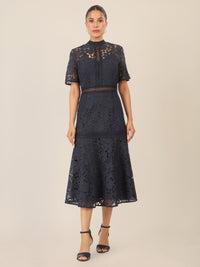 APART Midi Spitzenkleid mit blickdichtem Unterkleid | nachtblau