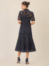 APART Midi Spitzenkleid mit blickdichtem Unterkleid | nachtblau