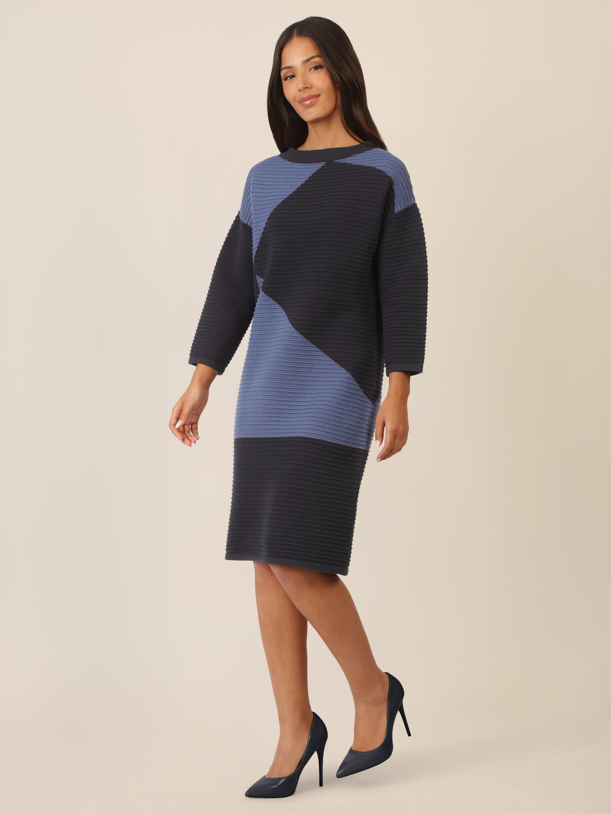 APART Colorblocking Strickkleid mit grafischem Strukturmuster | nachtblau-dunkelblau