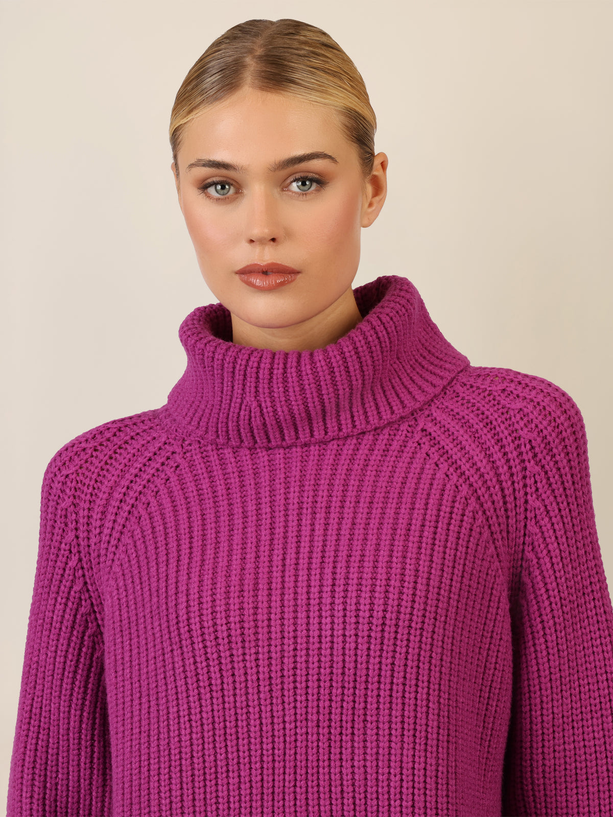 APART Oversized Pullover mit Rollkragen | lila