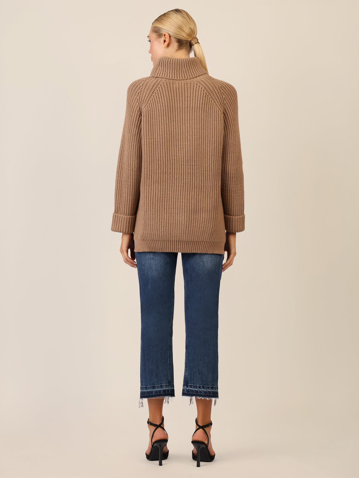 APART Oversized Pullover mit Rollkragen | camel