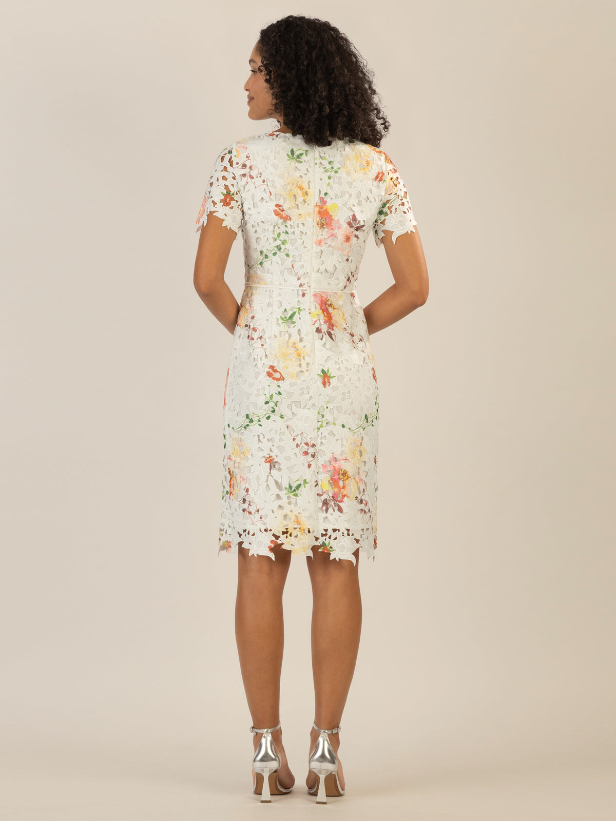 APART Spitzenkleid aus Spitze, allover bedruckt | creme-multicolor