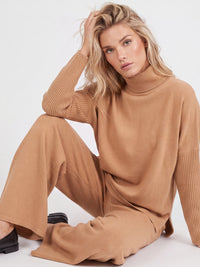 Oversized Pullover aus reiner Merinowolle | camel