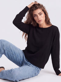 Oversized Pullover aus reiner Merinowolle | schwarz