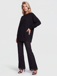 Oversized Pullover aus reiner Merinowolle | schwarz