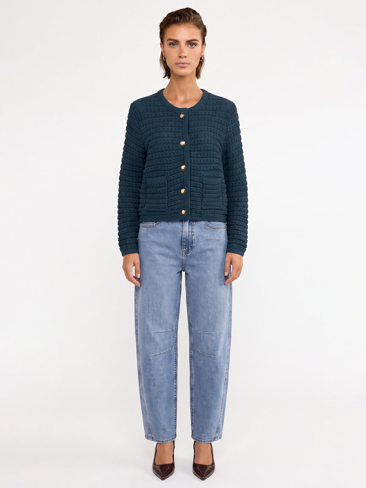 Strickjacke im Chanel-Stil mit Schmuckknöpfen | petrol
