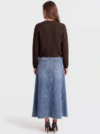 Strickjacke im Chanel-Stil mit Schmuckknöpfen | braun