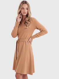Strickkleid mit Bindegürtel mit Kaschmiranteil | camel