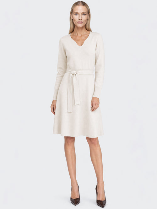 Strickkleid mit Bindegürtel mit Kaschmiranteil | champagner image 1