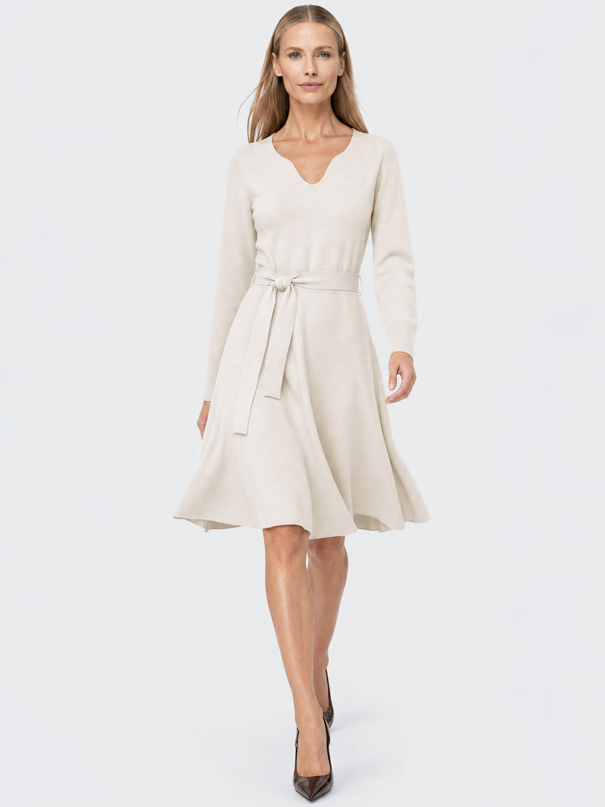 Strickkleid mit Bindegürtel mit Kaschmiranteil | champagner