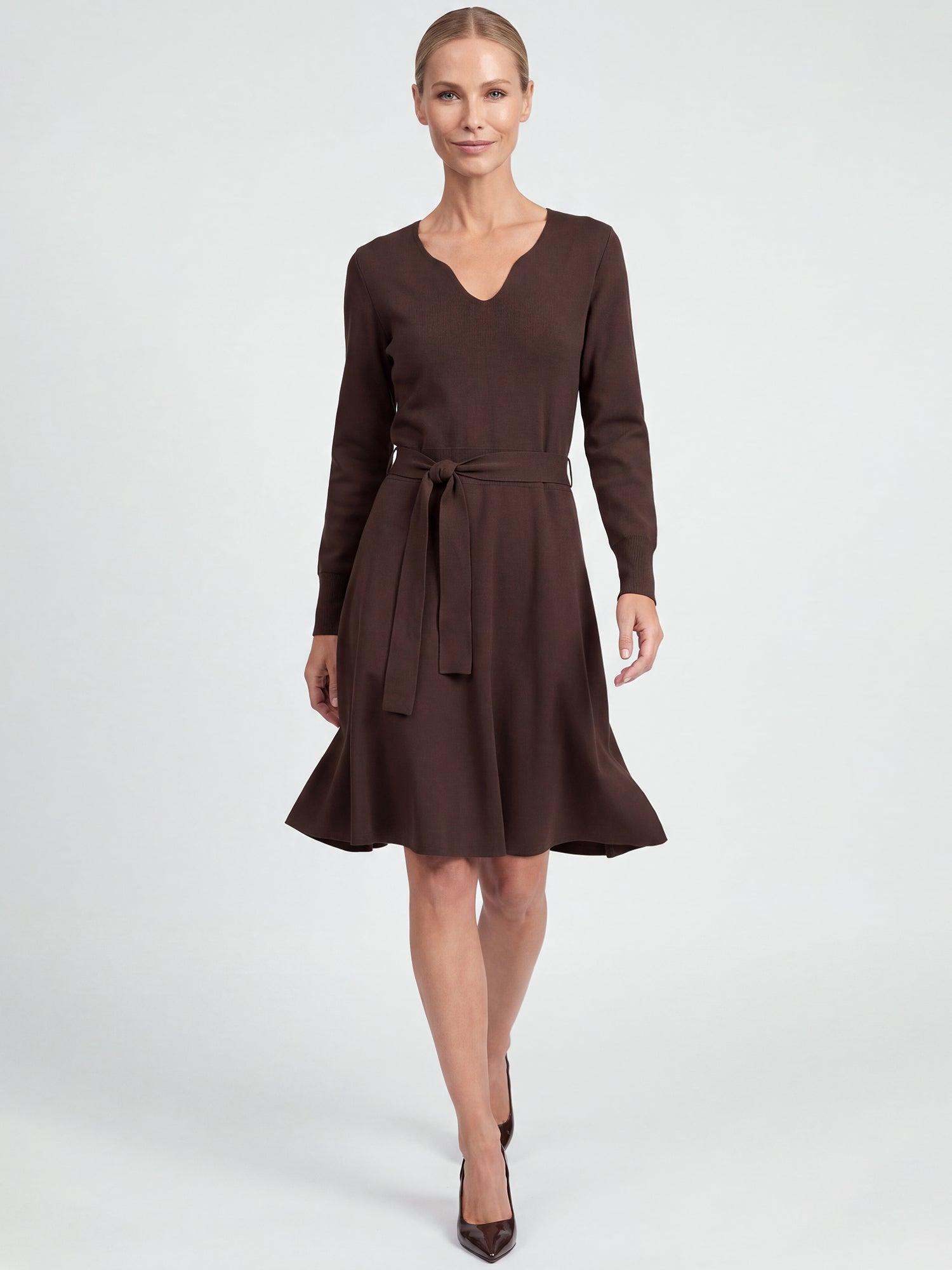 Strickkleid mit Bindegürtel mit Kaschmiranteil | braun