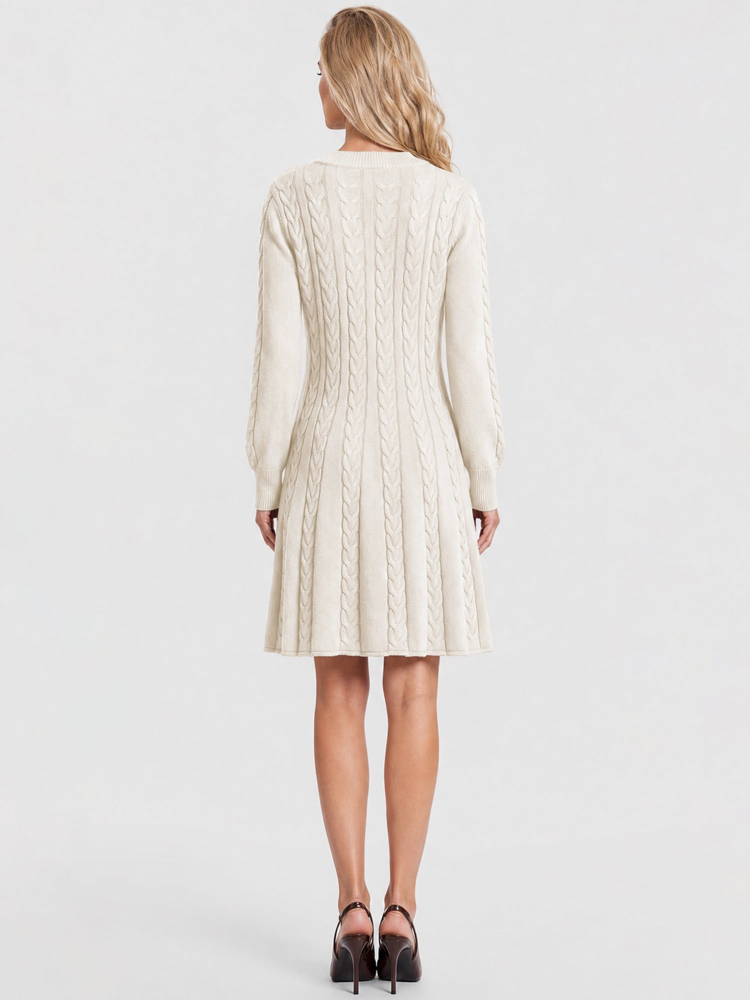 Strickkleid mit Zopfmuster und Kaschmiranteil | champagner