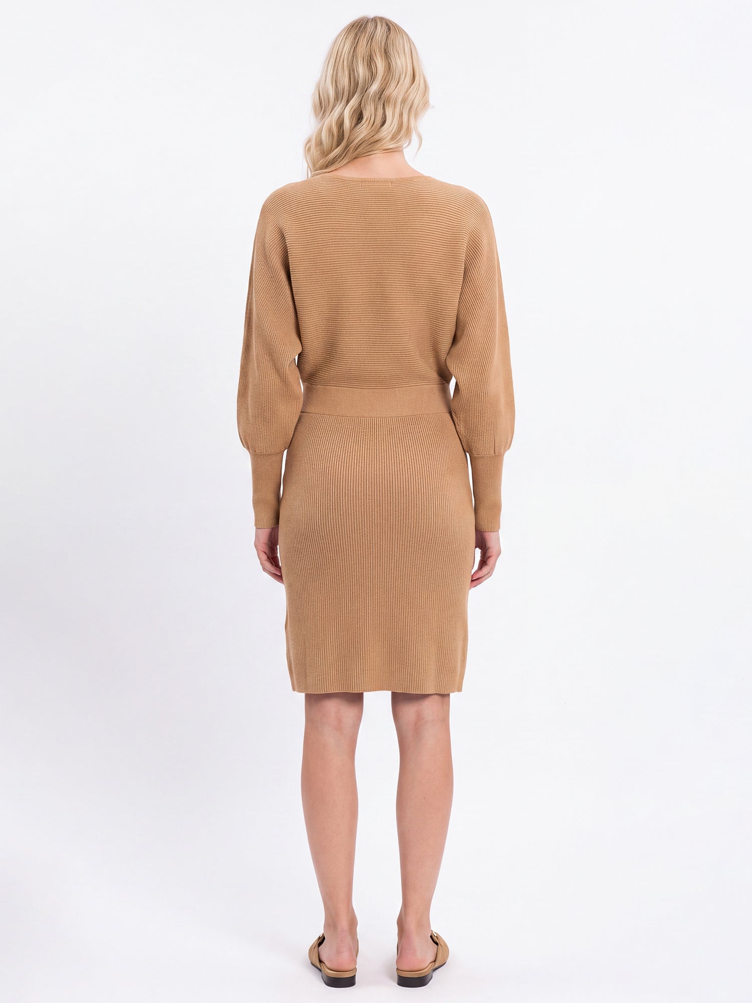 Strickkleid mit Fledermausärmeln und Kaschmiranteil | camel