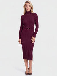 Rippenstrickkleid mit Rollkragen und Strickgürtel | weinrot