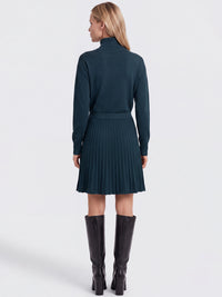 2-in-1 Strickkleid mit Rollkragen und Faltenrock | petrol