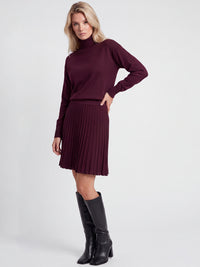 2-in-1 Strickkleid mit Rollkragen und Faltenrock | weinrot