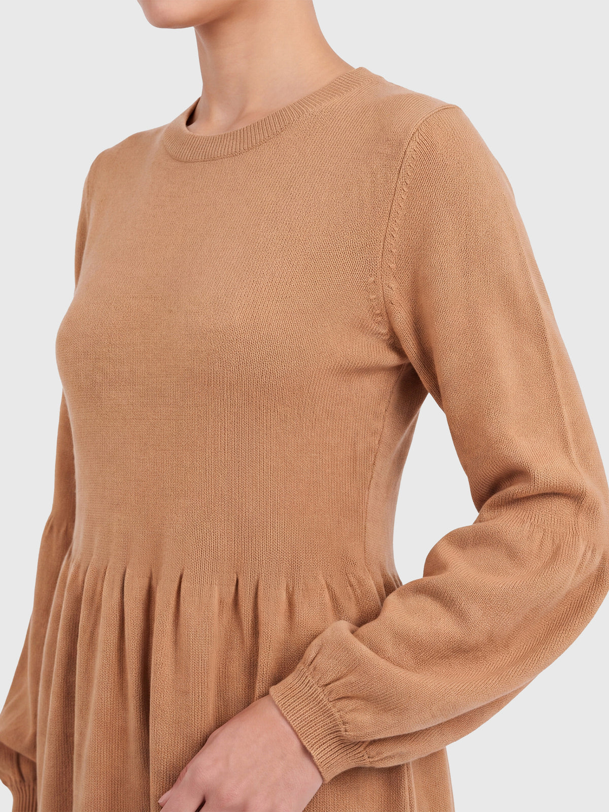 Oversized Strickkleid mit Ballon-Effekt | camel