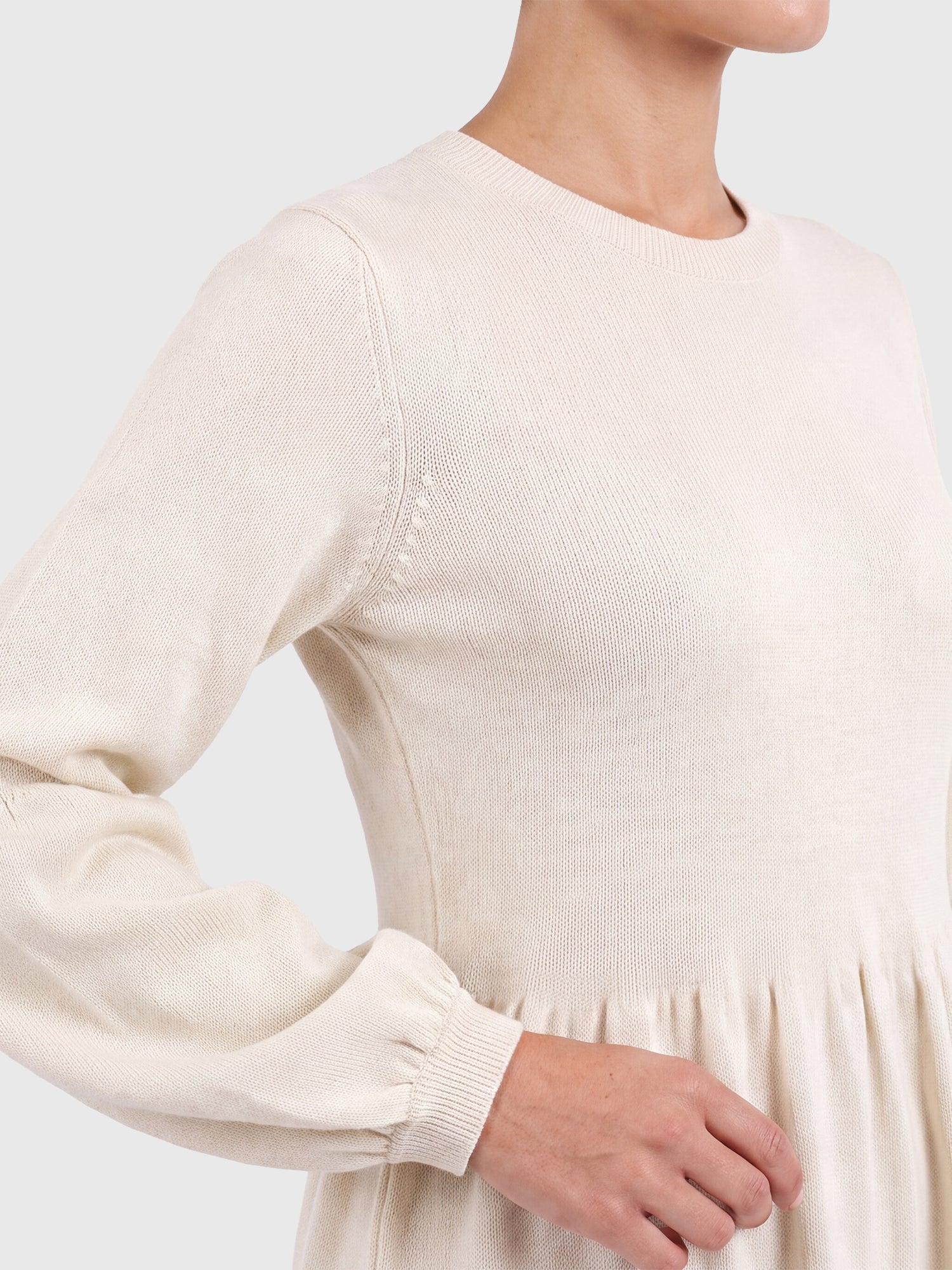 Oversized Strickkleid mit Ballon-Effekt | champagner