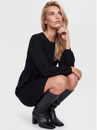 Oversized Strickkleid mit Ballon-Effekt | schwarz