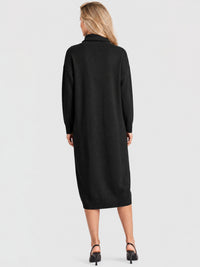 Langes Strickkleid mit Rollkragen und Kaschmiranteil | schwarz
