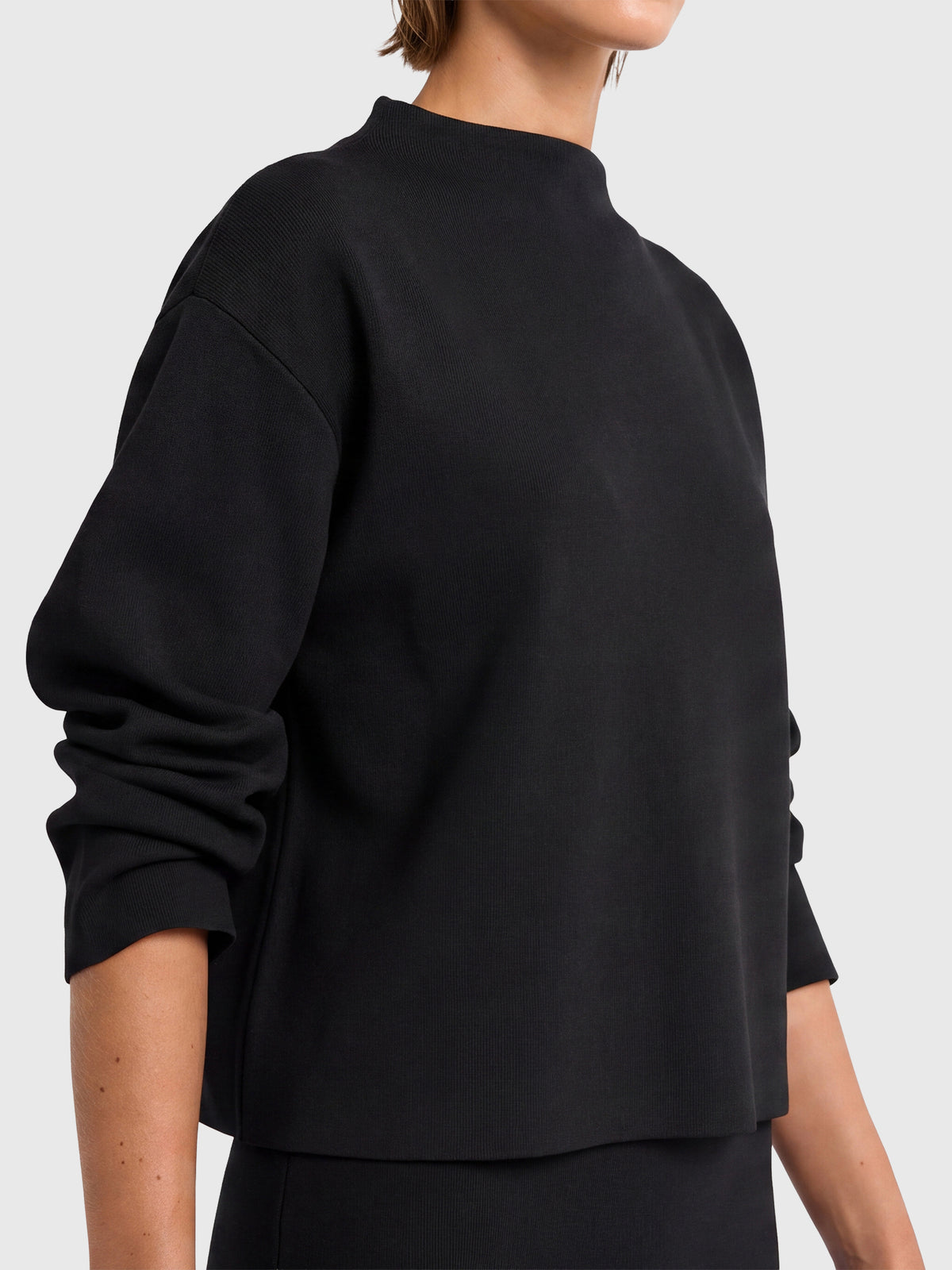 Oversized Pullover mit Kaschmiranteil | schwarz