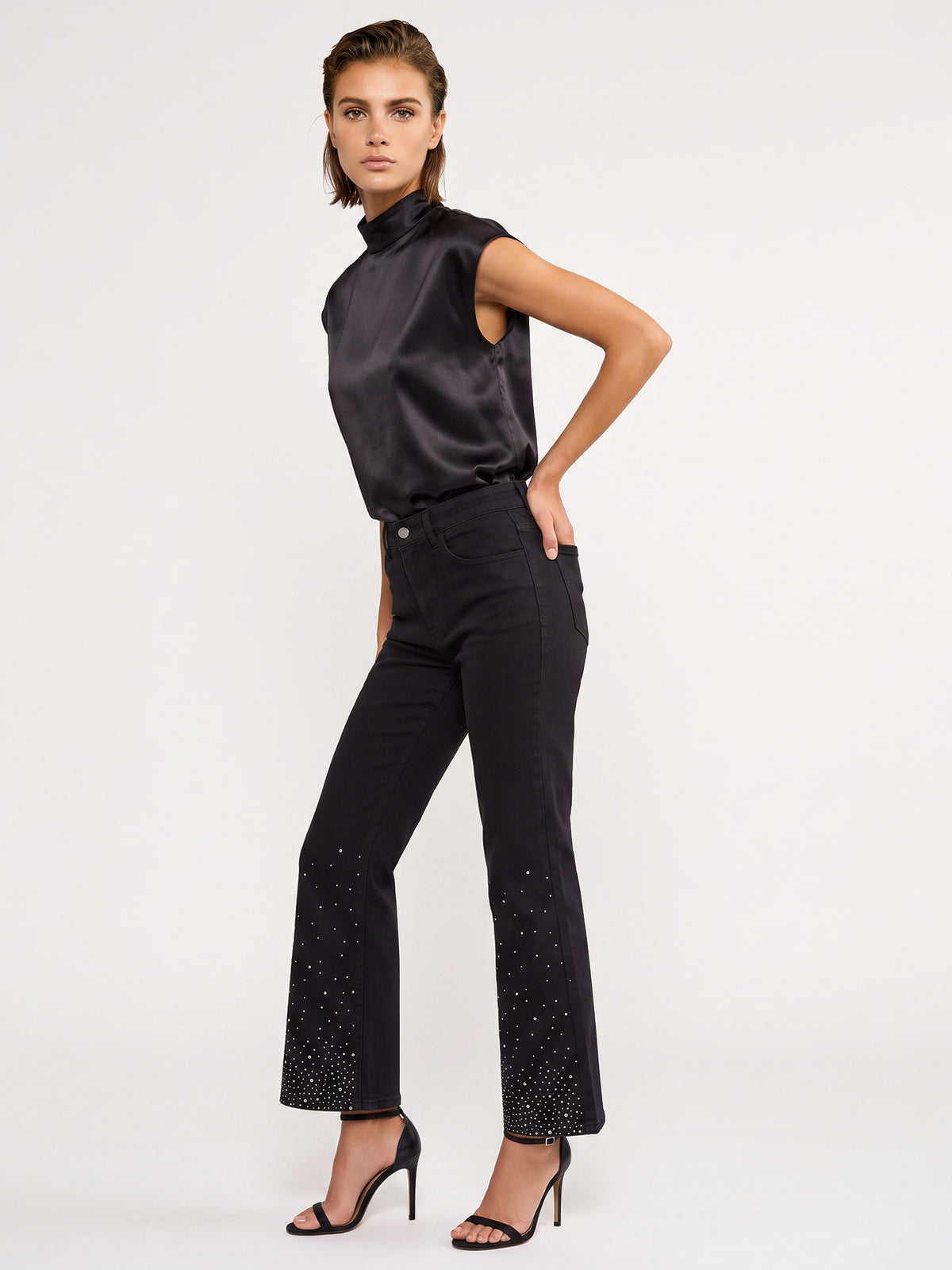 Cropped Jeans mit Kristallsteinen | schwarz