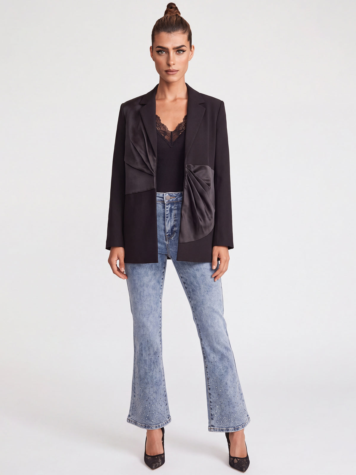 Cropped Jeans mit Kristallsteinen | acid wash