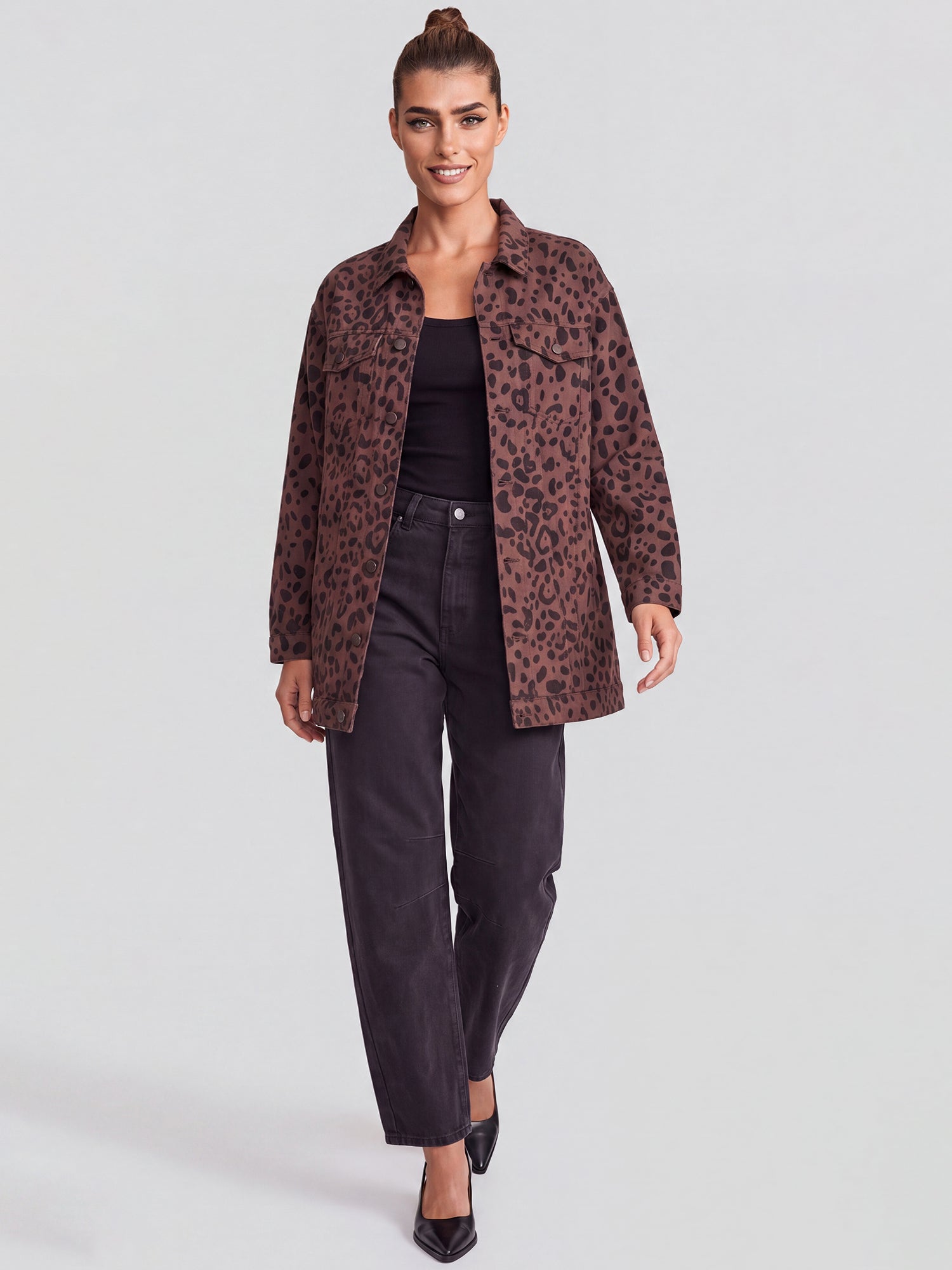 Oversized Jeansjacke mit Allover-Leo-Dessin | braun-schwarz