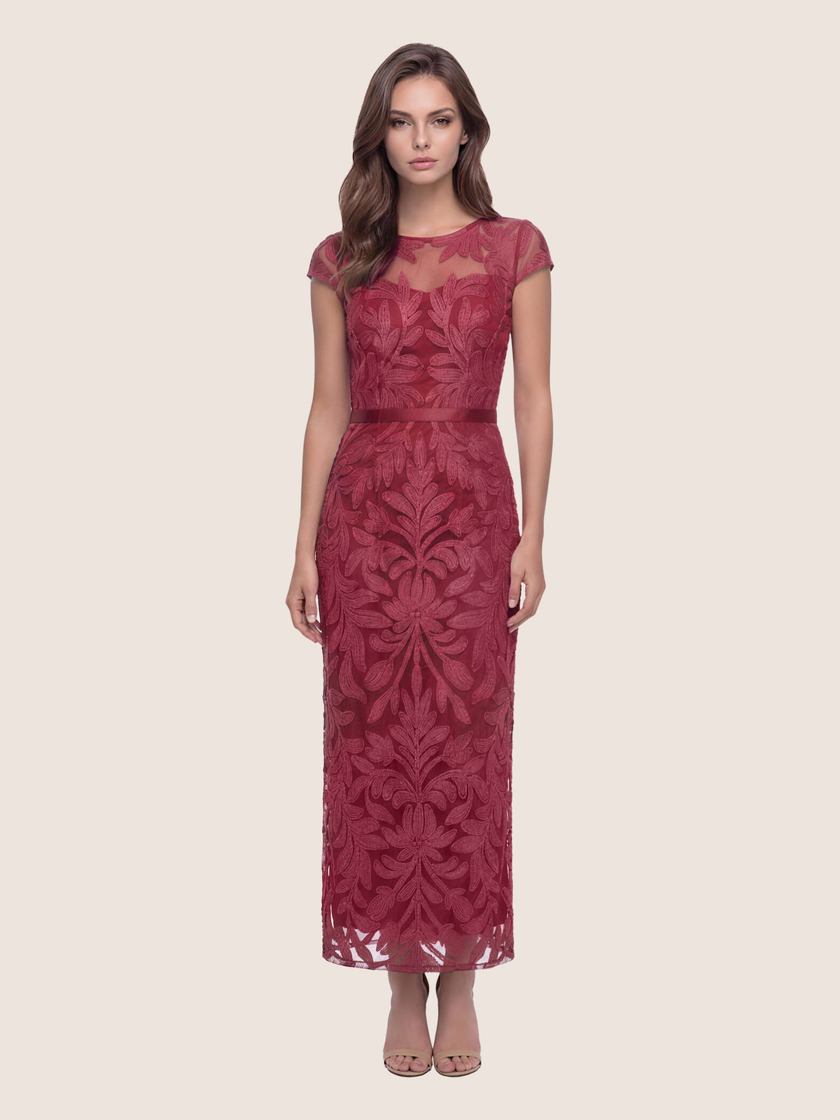 Meshkleid mit Stickerei und Satinband | weinrot