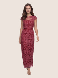 Meshkleid mit Stickerei und Satinband | weinrot