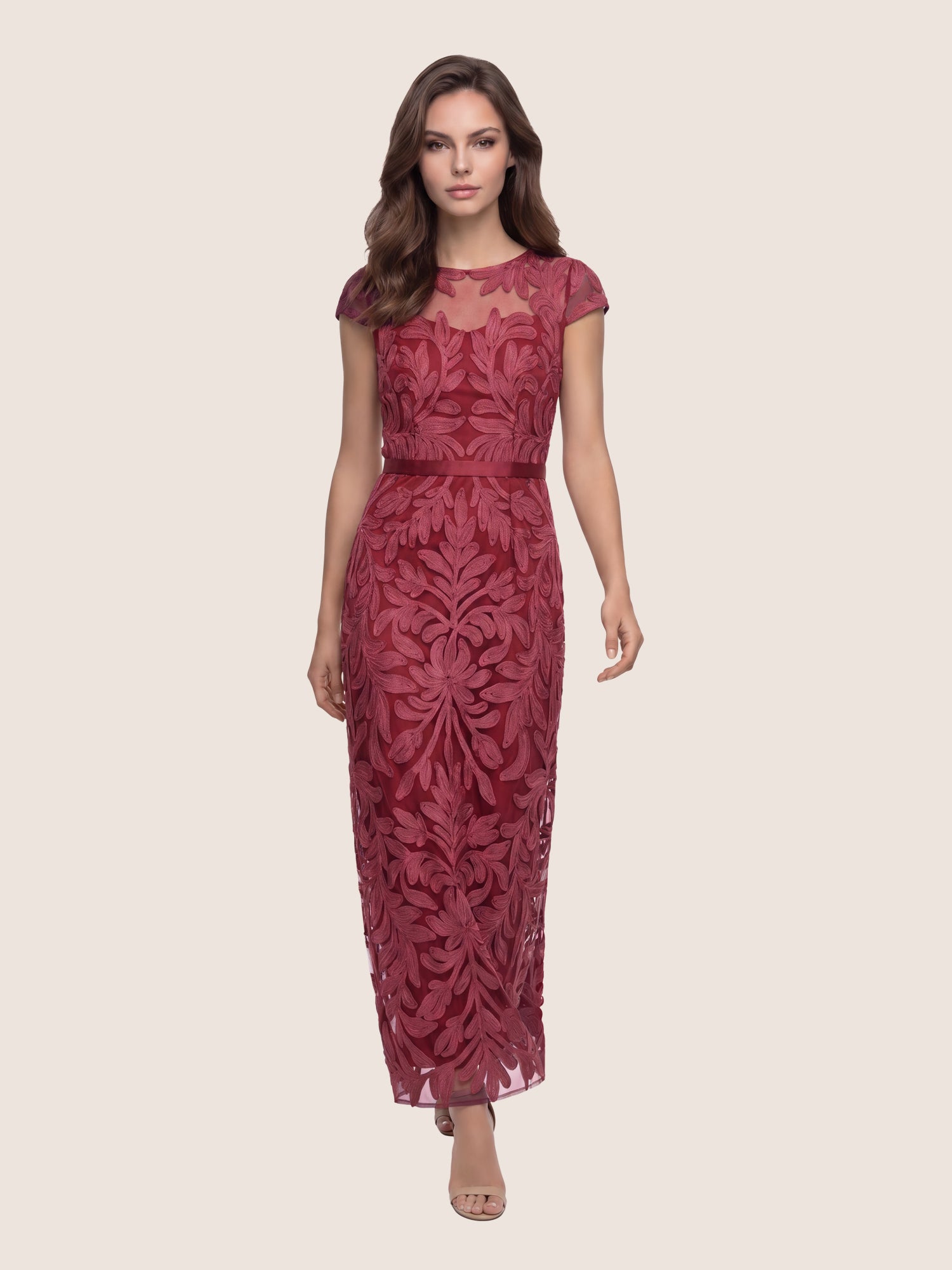 Meshkleid mit Stickerei und Satinband | weinrot