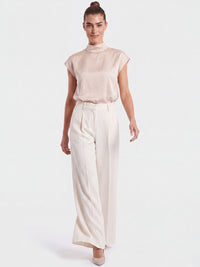 Weite Hose aus einer leicht strukturierten Ware | creme