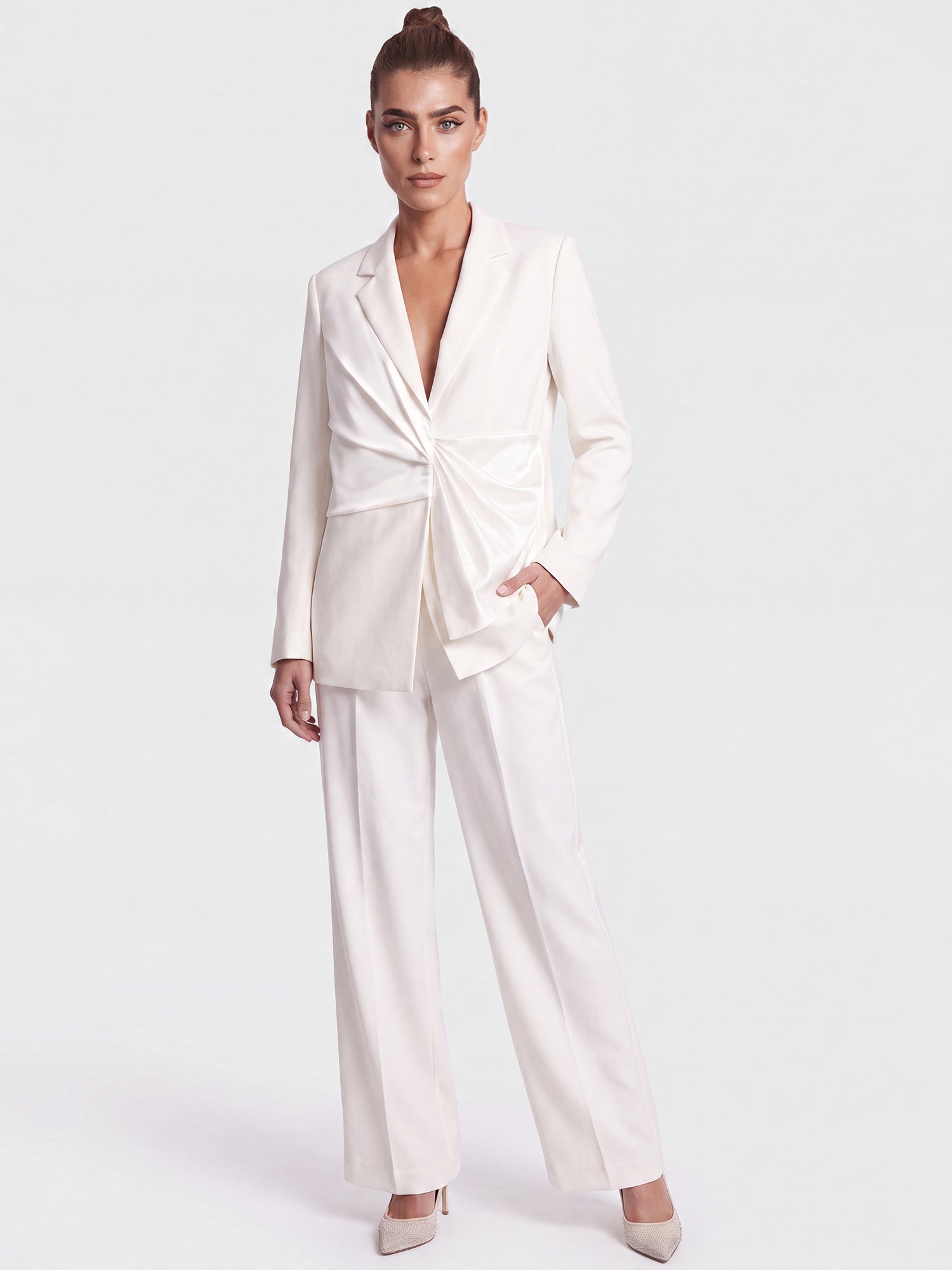 Weite Hose aus einer leicht strukturierten Ware | creme